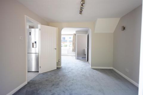 274 Grange Road, Guildford, GU2 9QZ