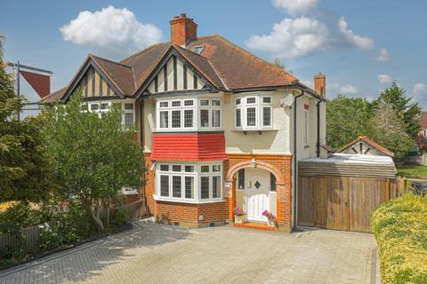 317 London Road, Ewell, Epsom, KT17 2DD