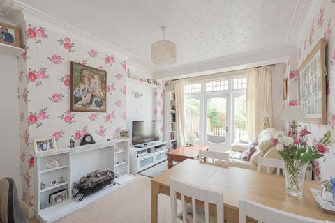317 London Road, Ewell, Epsom, KT17 2DD