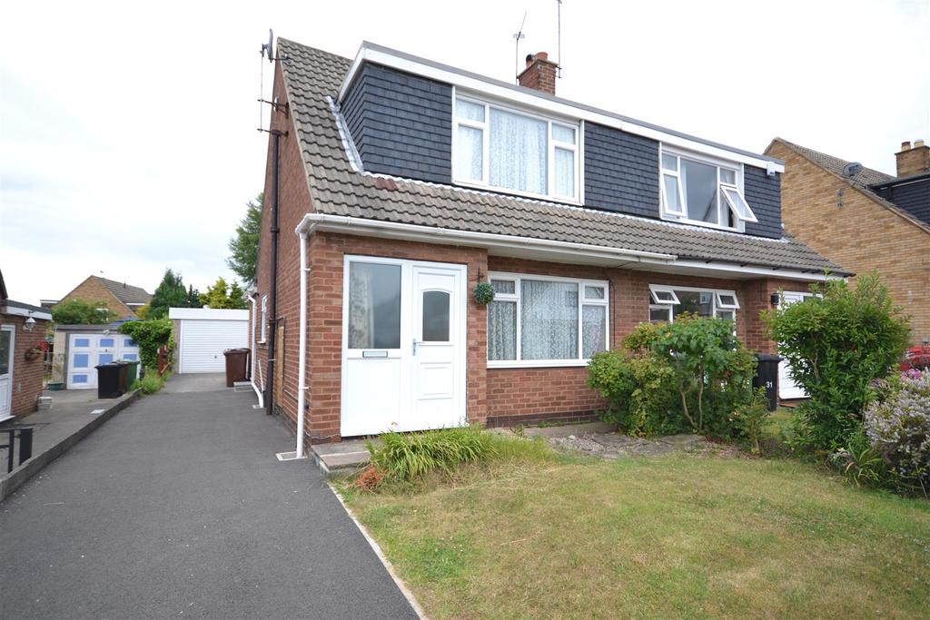 Denesway, Garforth, Leeds 3 bed semidetached house £230,000