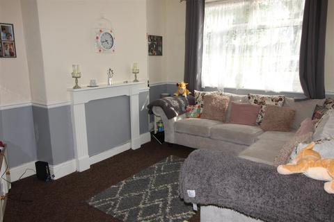 3 bedroom terraced house for sale - Corporation Road, Grimsby, N.E. Lincs, DN31 2PZ