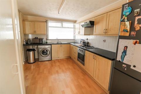 14 Lower Meadow, Harlow, CM18 7RD