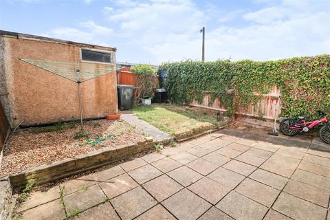 14 Lower Meadow, Harlow, CM18 7RD