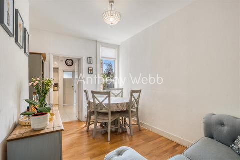 56b Grovelands Road, London, N13 4RH