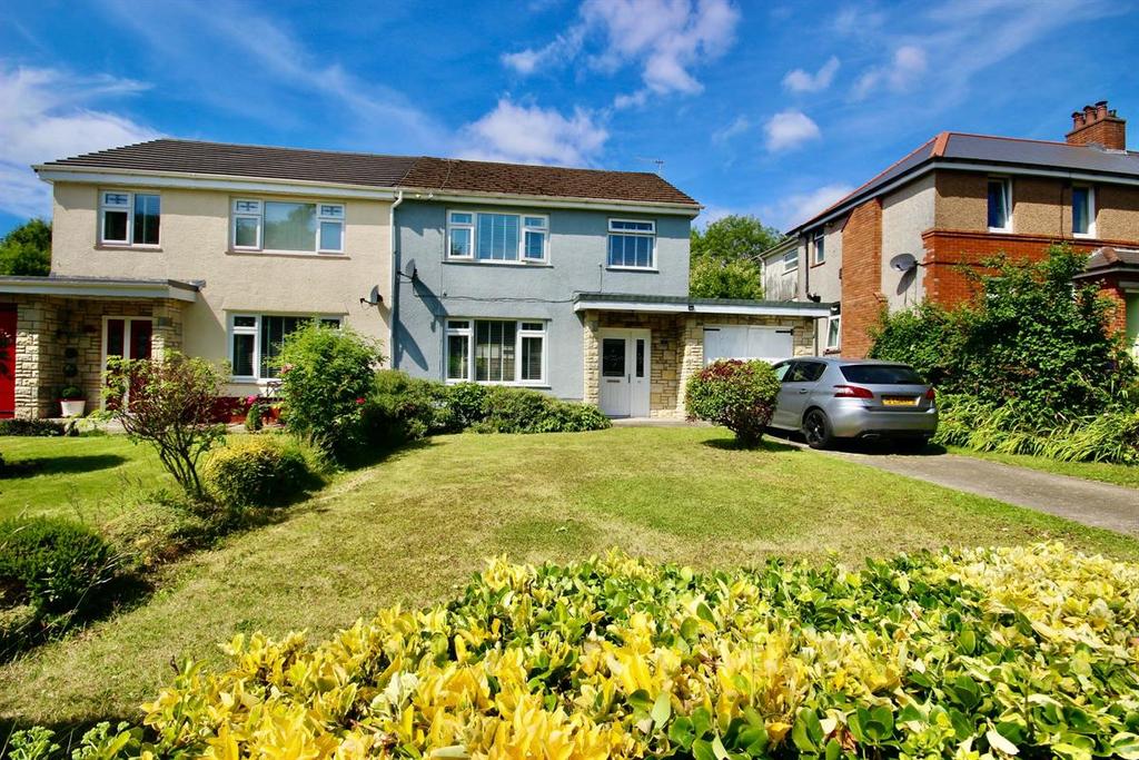 TyGarreg, Blackwood Road... 3 bed semidetached house £239,000