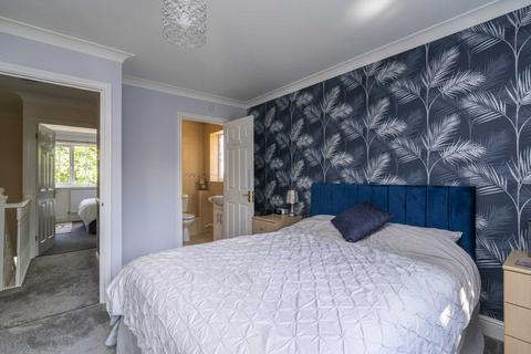 35 Beechcroft Road, Bushey, WD23 2JU