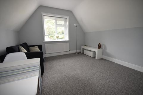 Studio to rent - Christchurch Road, Bournemouth