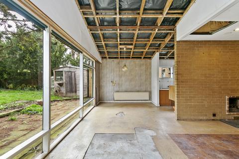 4 bedroom detached house for sale - Ham Farm Road, Richmond TW10
