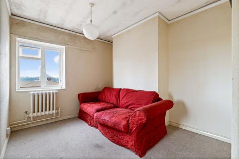 1 bedroom flat for sale - Sandgate Road, Folkestone, CT20