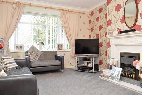 33 Baytree Avenue, Chadderton, Oldham, OL9 0NH