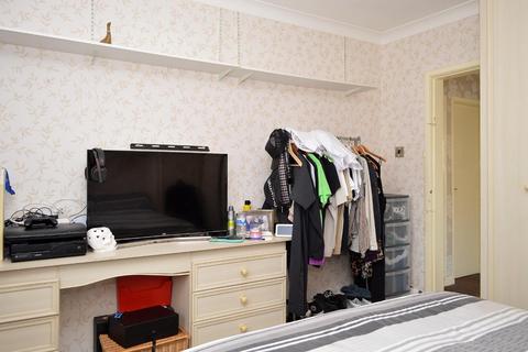 33 Baytree Avenue, Chadderton, Oldham, OL9 0NH