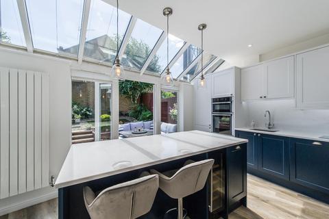 65 Kingfisher Drive, Greenhithe, DA9 9RT