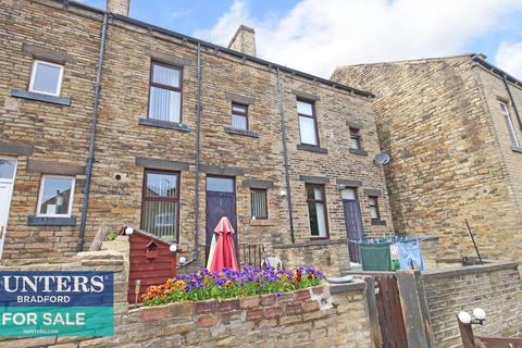 3 bedroom terraced house for sale - Moorland View, Bradford, West Yorkshire