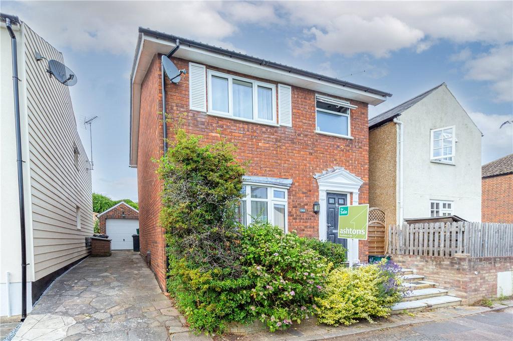 Folly Fields, Wheathampstead, St. Albans, Hertfordshire 3 bed detached