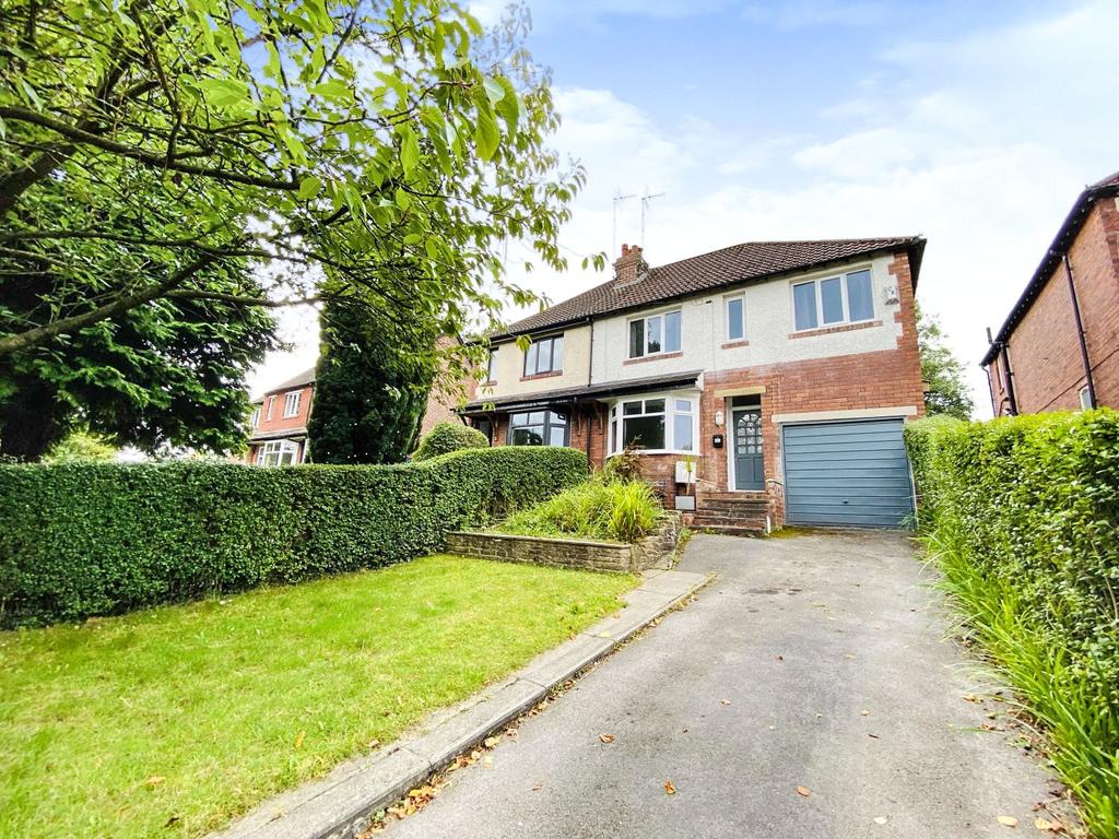 Strines Road, Marple, Stockport, SK6 4 bed semidetached house £1,450