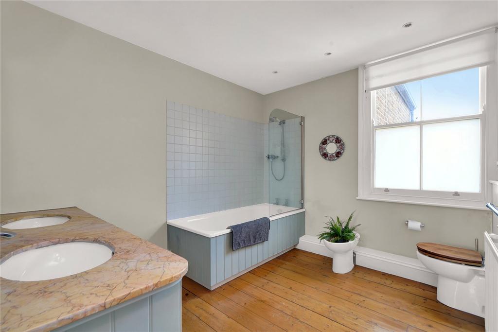 Ensuite
