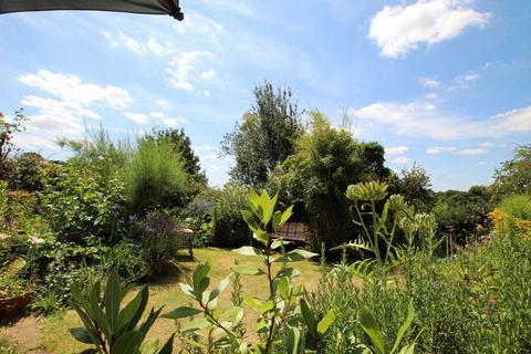 31 The Ridgeway, Caversham, Reading, RG4 8NX