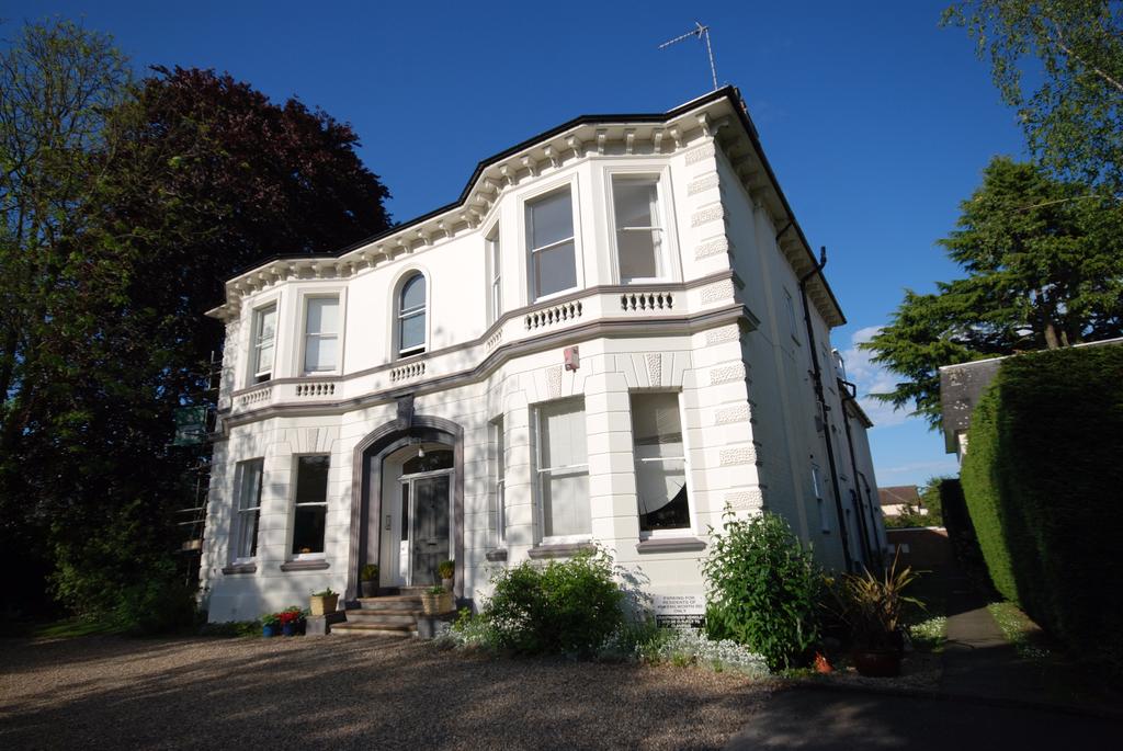 Kenilworth Road, Leamington Spa, CV32 1 bed apartment £895 pcm (£207 pw)