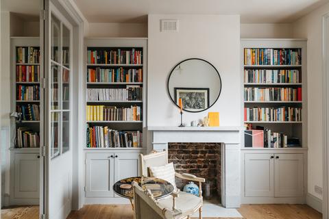 17 Bromley Street, London, E1 0NB