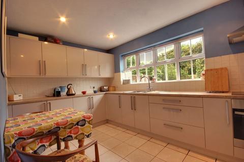 4 bedroom detached house for sale - Carter Drive, Molescroft, Beverley HU17 9GL