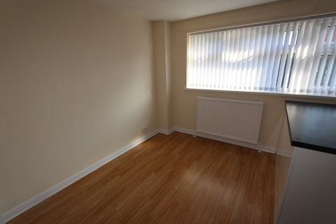 3 bedroom terraced house to rent, Dunlin Drive, Blyth. NE24 3SQ  * STUNNING NEWLY REFURBISHED *