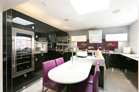 Flat 4, Bridge Corner, 12 Gloucester Row, Clifton, Bristol, BS8 4AW