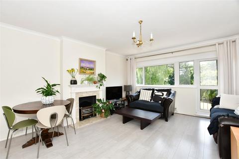 2 bedroom flat for sale - Hartland Road, Epping, Essex