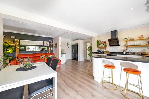 8 Birch Row, Bromley, BR2 8DA