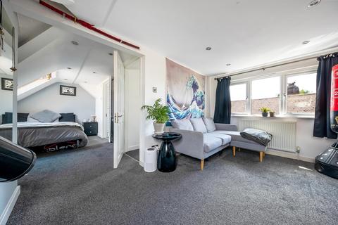 8 Birch Row, Bromley, BR2 8DA