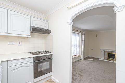 2 bedroom flat for sale, Palmerston Road, Buckhurst Hill, IG9