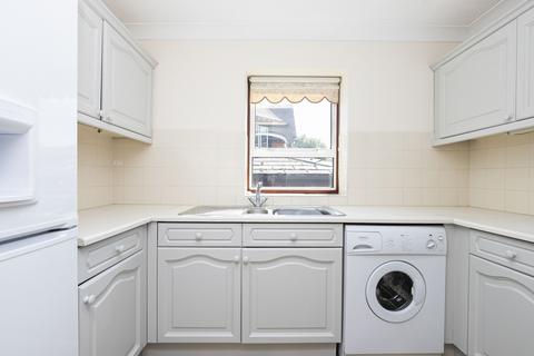 2 bedroom flat for sale, Palmerston Road, Buckhurst Hill, IG9