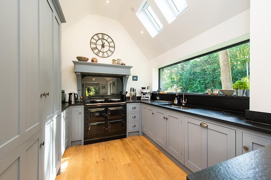 Drayton Road, Belbroughton... 4 bed detached house £1,250,000