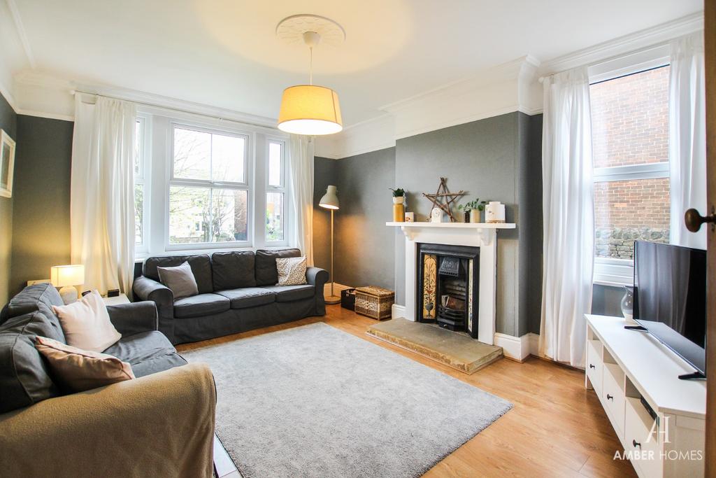 Spencer Road, Belper, Derbyshire... 3 bed semidetached house £275,000