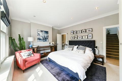 101 Durlston Road, London, E5 8RP