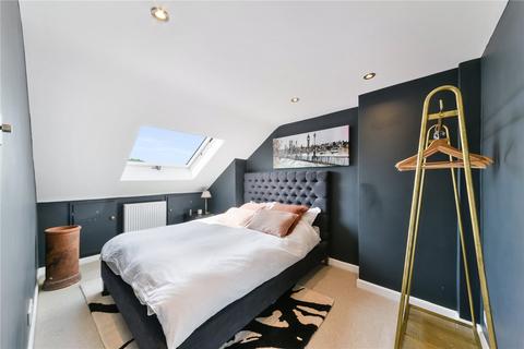 101 Durlston Road, London, E5 8RP