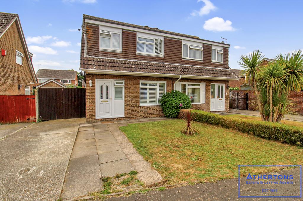 Charlton Close, Bournemouth, BH9 3 bed semidetached house £375,000