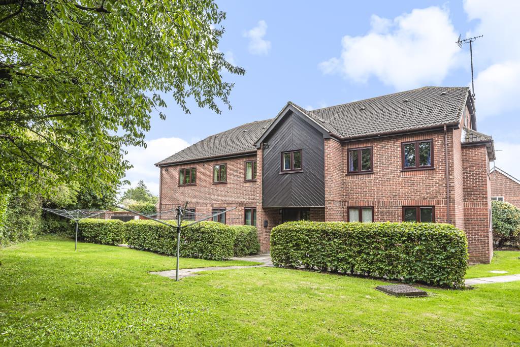The Willows, Aylesbury, HP21 1 bed flat £175,000