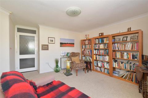 2 bedroom flat for sale - Goldring Close, Hayling Island, Hampshire