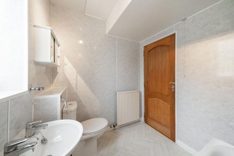 65 Braehead, Cupar, KY15 4BG
