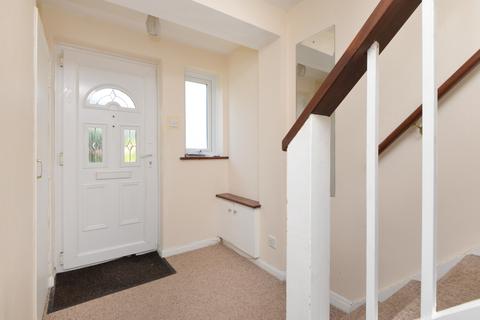 10 Westgate Close, Canterbury, CT2 8JP