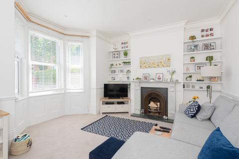 22a Worple Road, Epsom, KT18 5EF