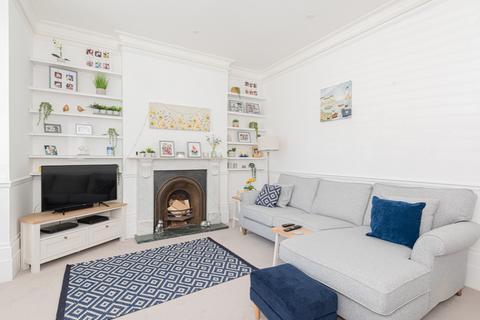 22a Worple Road, Epsom, KT18 5EF
