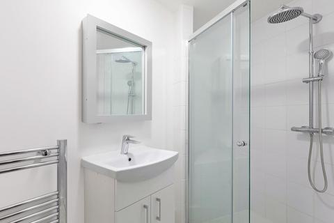 4 Locarno Road, London, W3 6RG