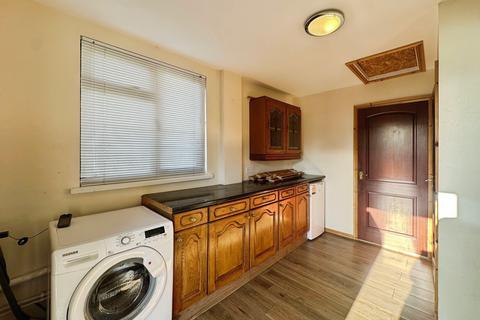 2 bedroom semi-detached bungalow for sale, Fairfield, Longbenton, Newcastle upon Tyne, NE12