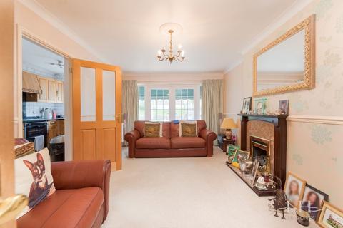 12 Vine Way, Brentwood, CM14 4UU