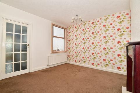 4 Harrow Close, Dorking, RH4 3BB