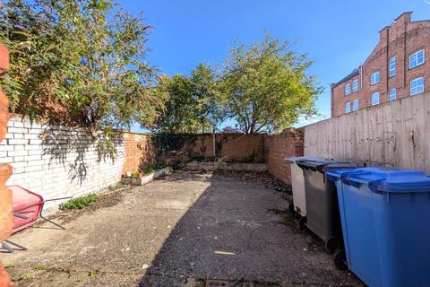 undefined, Wellington Street, Kettering, NN16