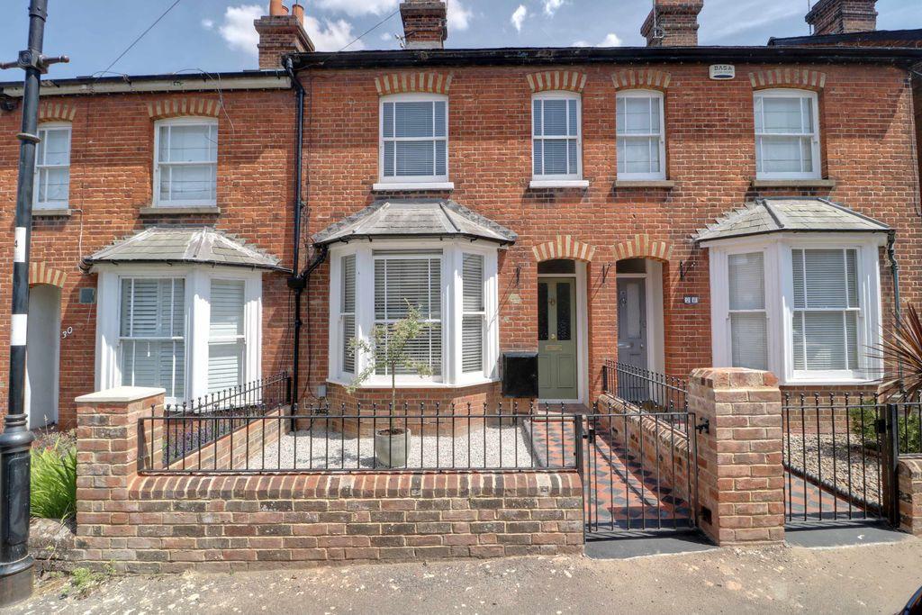 Queens Road, Basingstoke RG21 7RH 3 bed terraced house £350,000