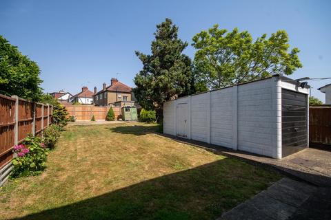 73 North View, Pinner, HA5 1PT