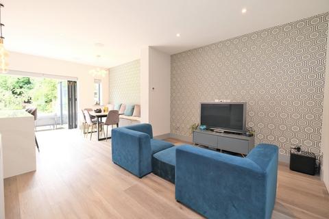 20 Felstead Road, Orpington, BR6 9AB